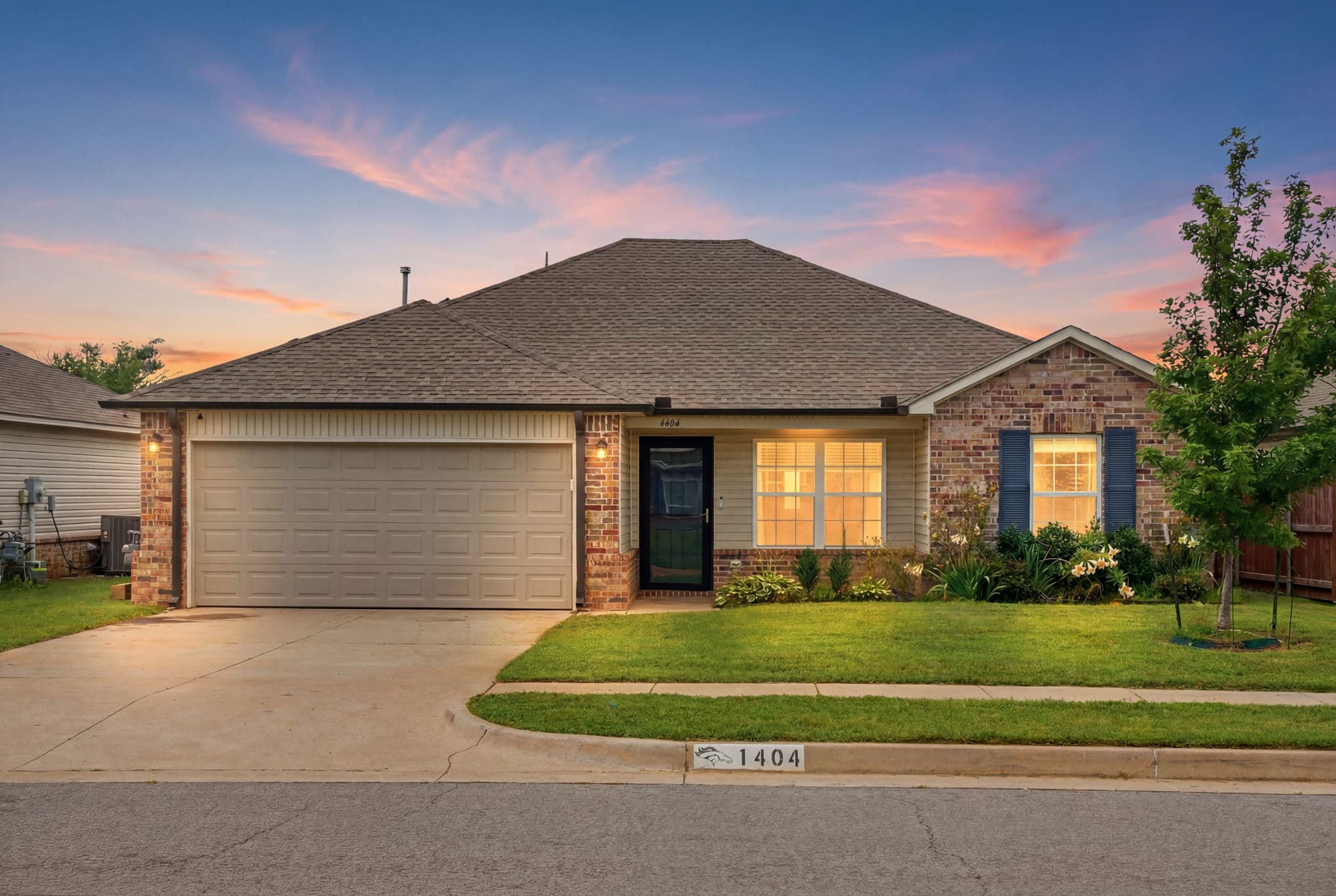 1404 Sandstone Dr
